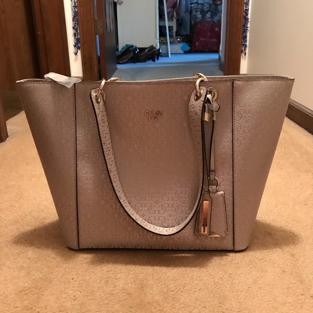 Guess purse